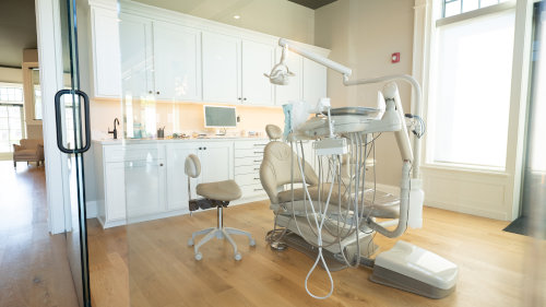 Main Line Dental Club Reception & Main Entrance